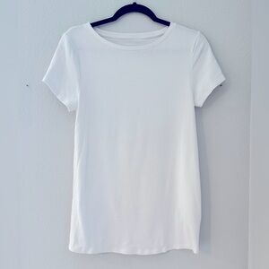 Isabel Maternity White Crew Neck Short Sleeve T-Shirt, Size Large